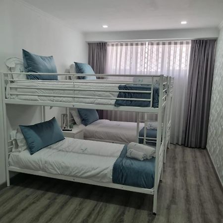 Mikaela Guest House Odivelas  Luaran gambar